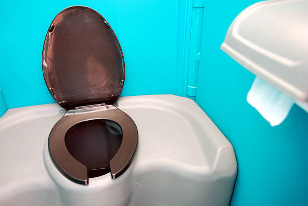 Best Porta potty delivery and setup  in Girard, OH